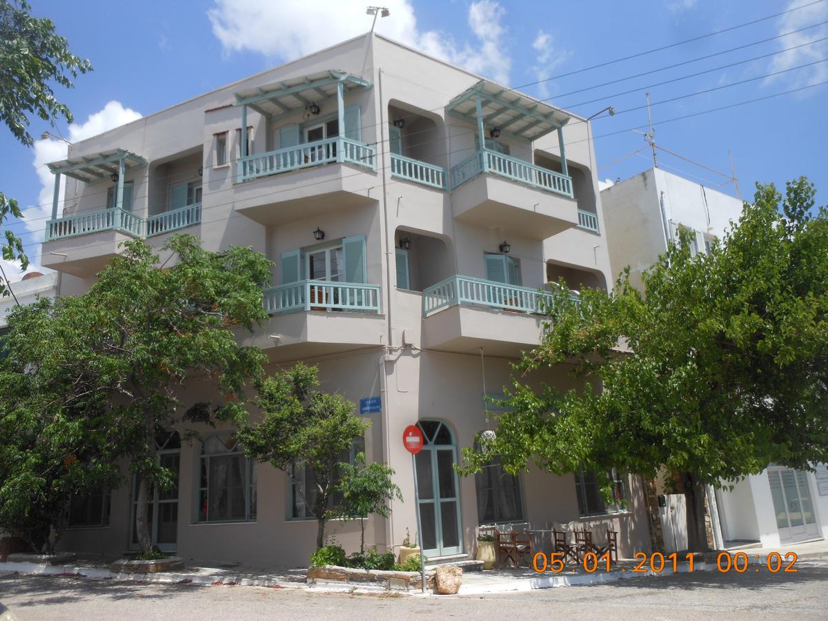 Afrodite Hotel Tinos Exterior photo