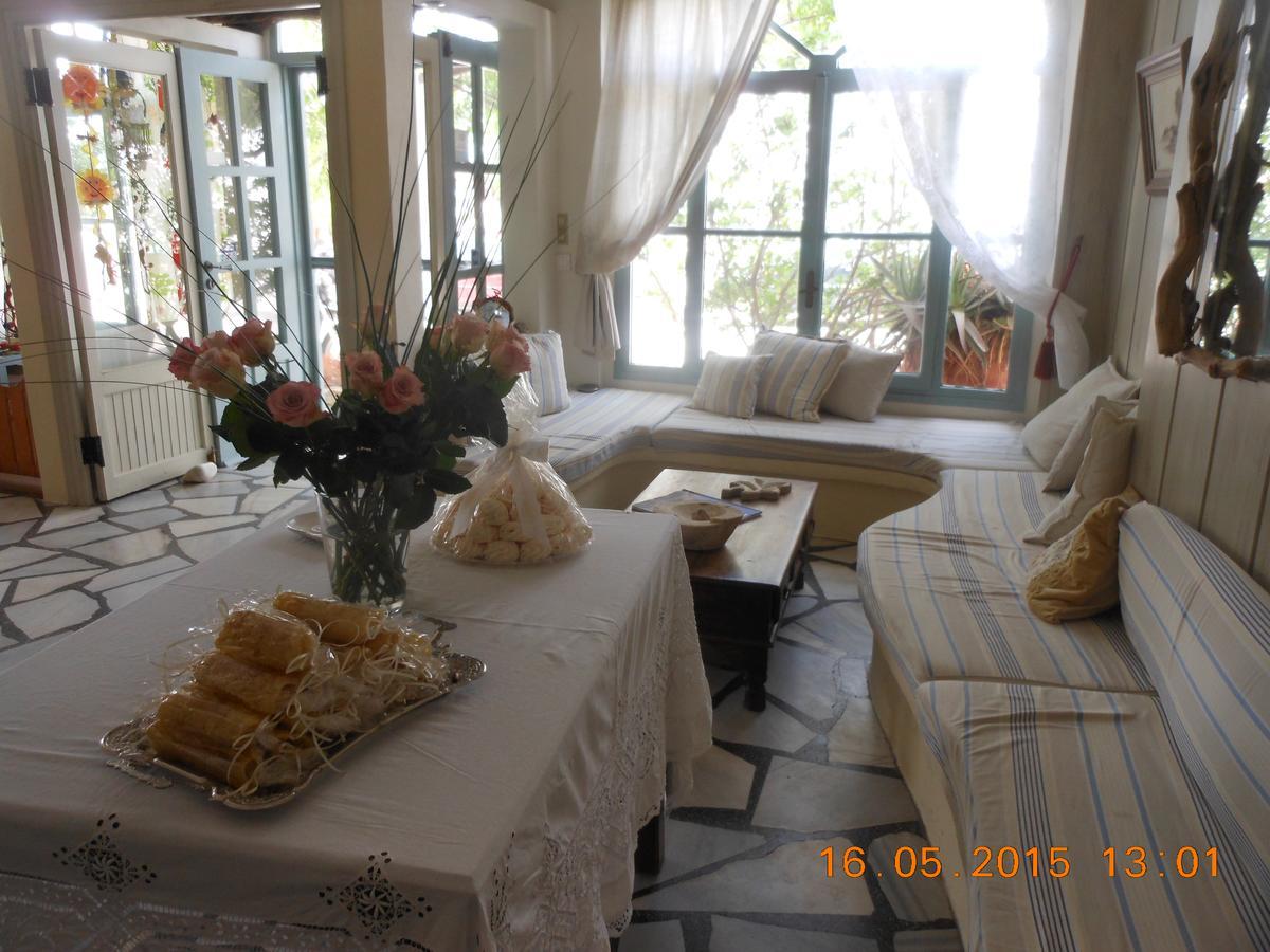 Afrodite Hotel Tinos Exterior photo