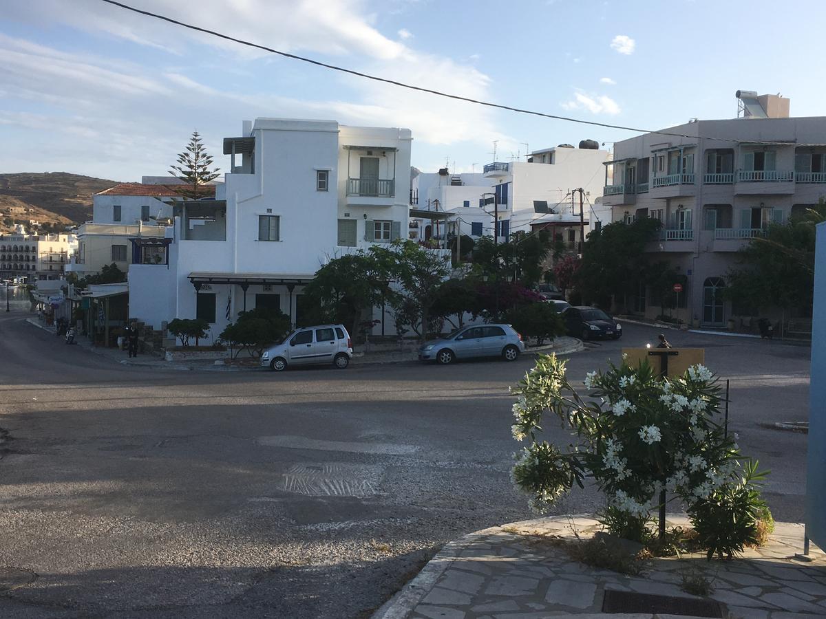 Afrodite Hotel Tinos Exterior photo